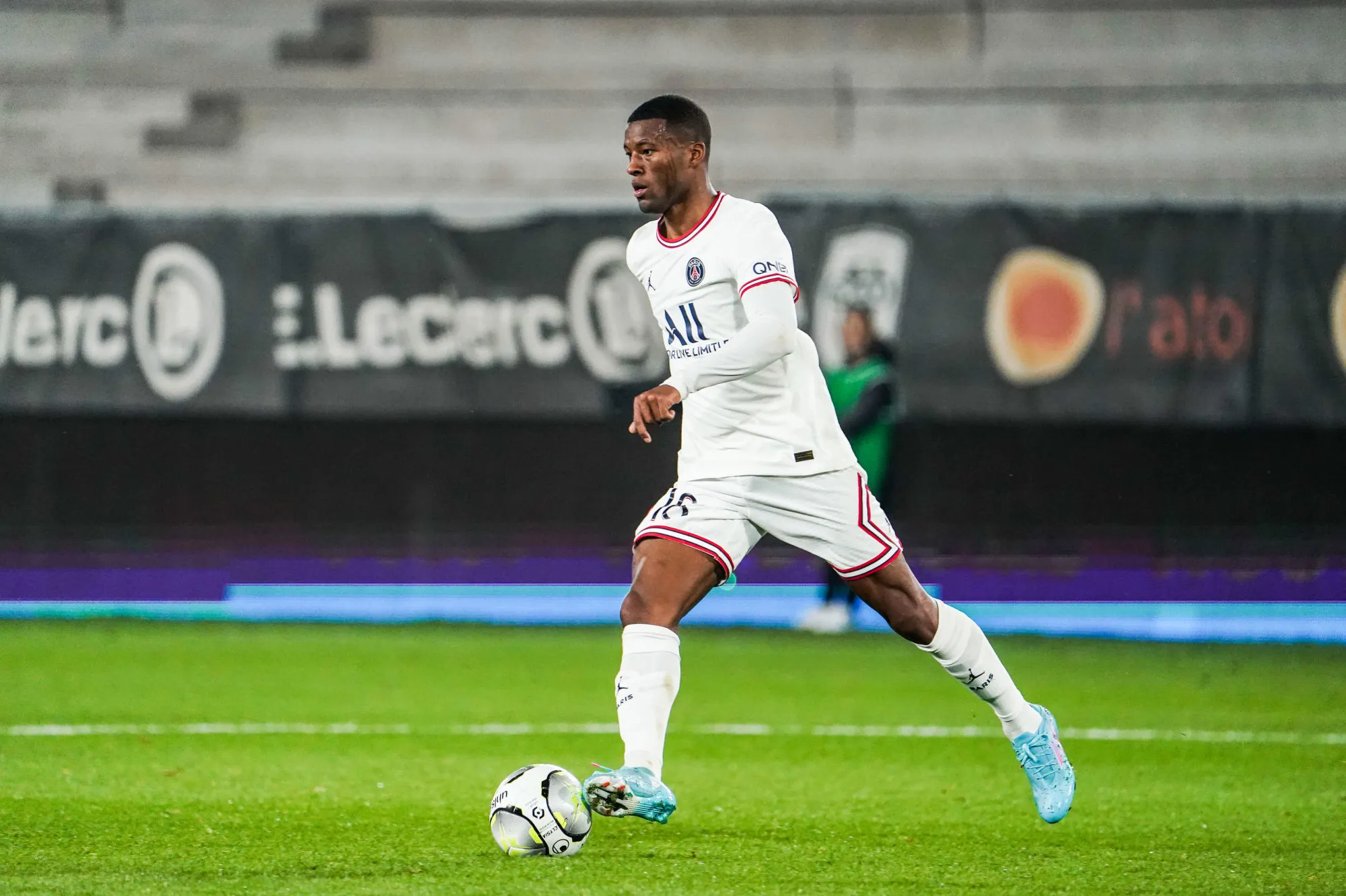 Wijnaldum prêté avec option d&rsquo;achat à la Roma