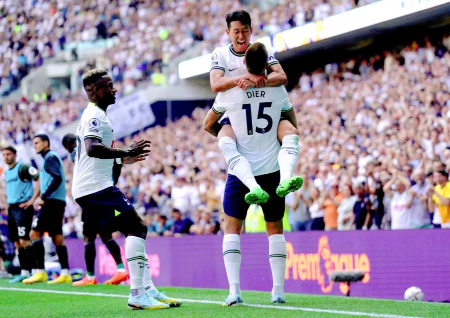 Tottenham écrase Southampton, Leeds, Newcastle et Bournemouth gagnent aussi