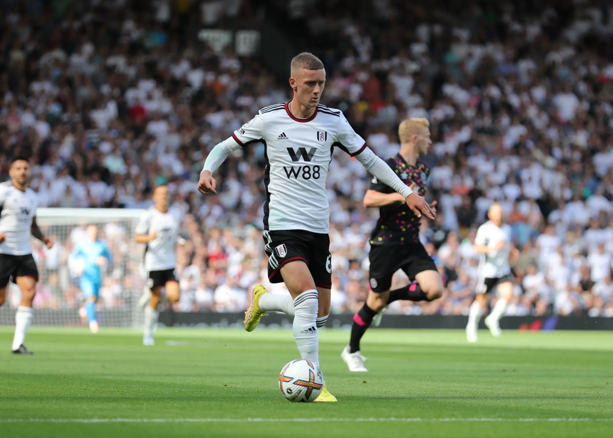 Jay Stansfield s&rsquo;engage avec Exeter et reprend le numéro 9 porté par son père, décédé d&rsquo;un cancer en 2010