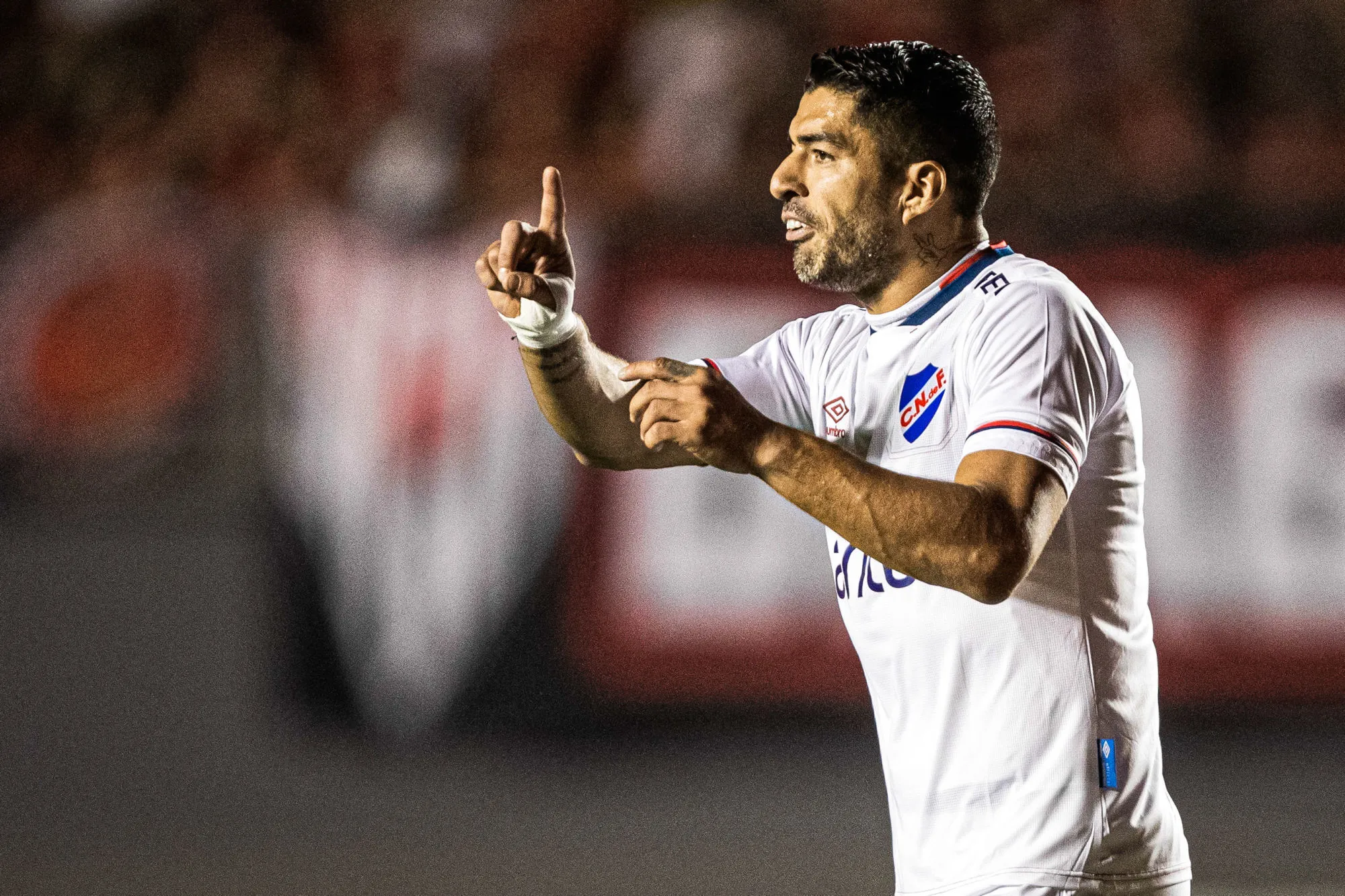 Le sublime but de Luis Suárez avec son club du Nacional !