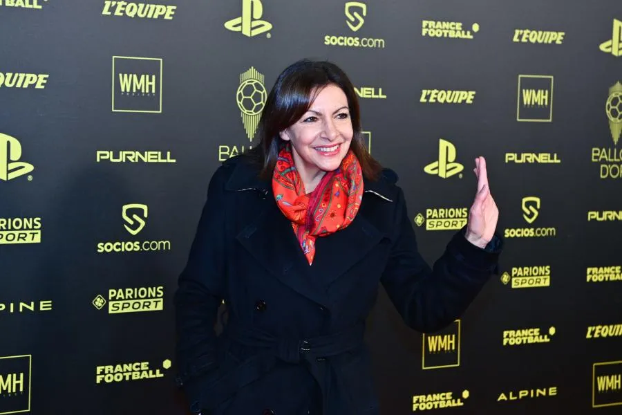 Anne Hidalgo monte au créneau après les propos de Galtier, Éric Ciotti défend l’ironie