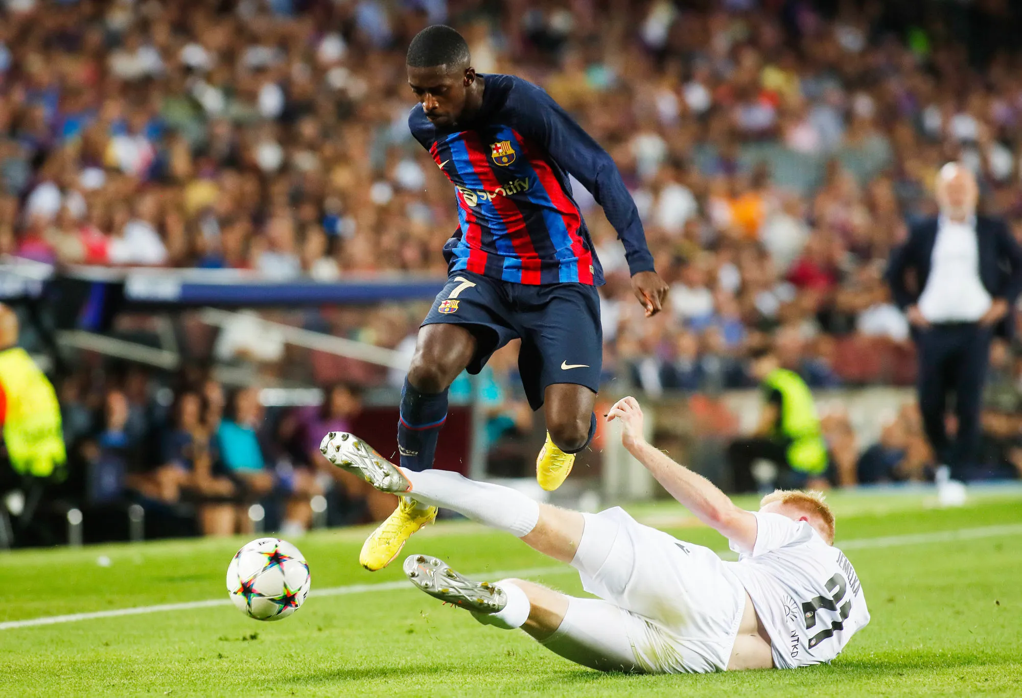 Dembélé «<span style="font-size:50%">&nbsp;</span>pratiquement au niveau du meilleur Neymar<span style="font-size:50%">&nbsp;</span>» selon Xavi