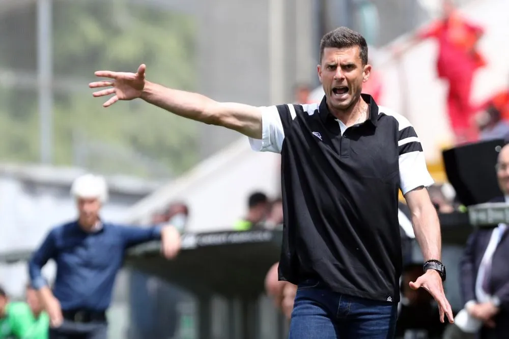 Thiago Motta nommé entraîneur de Bologne