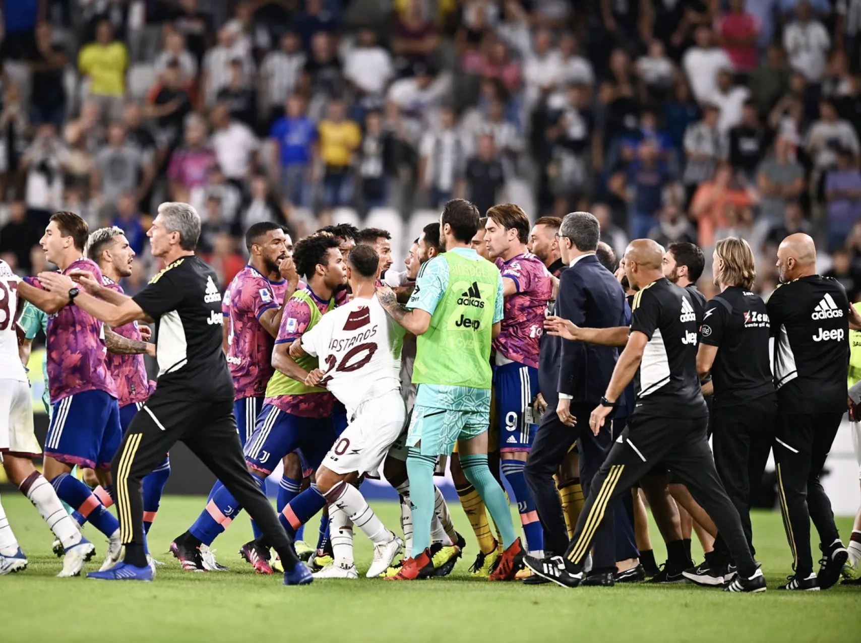 Juventus Horror Var Show