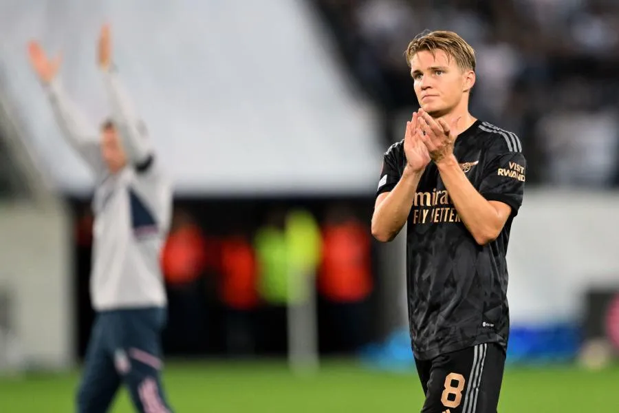 Chelsea-Liverpool et deux autres matchs de Premier League reportés à cause des obsèques de la reine