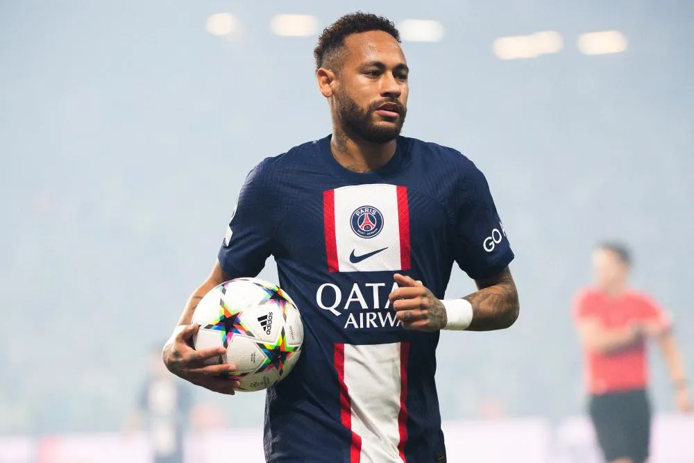 Didier Domi : «<span style="font-size:50%">&nbsp;</span>Mbappé, Neymar et Messi mettent en danger le bloc équipe du PSG<span style="font-size:50%">&nbsp;</span>»