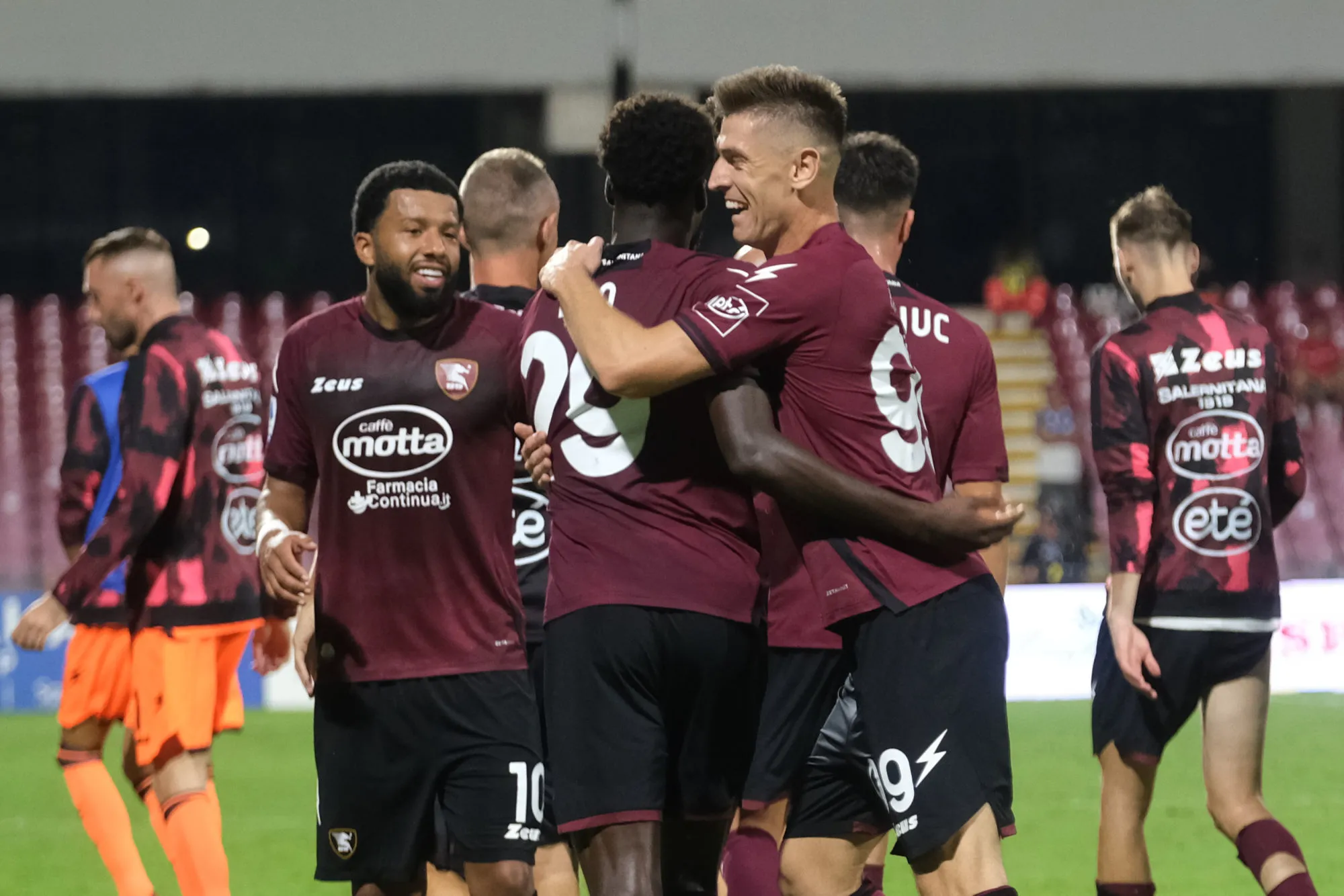 Pronostic Salernitana Lecce : analyse, cotes et pronos du match de Serie A