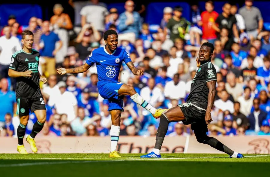 Réduit à dix, Chelsea s&rsquo;en sort face à Leicester