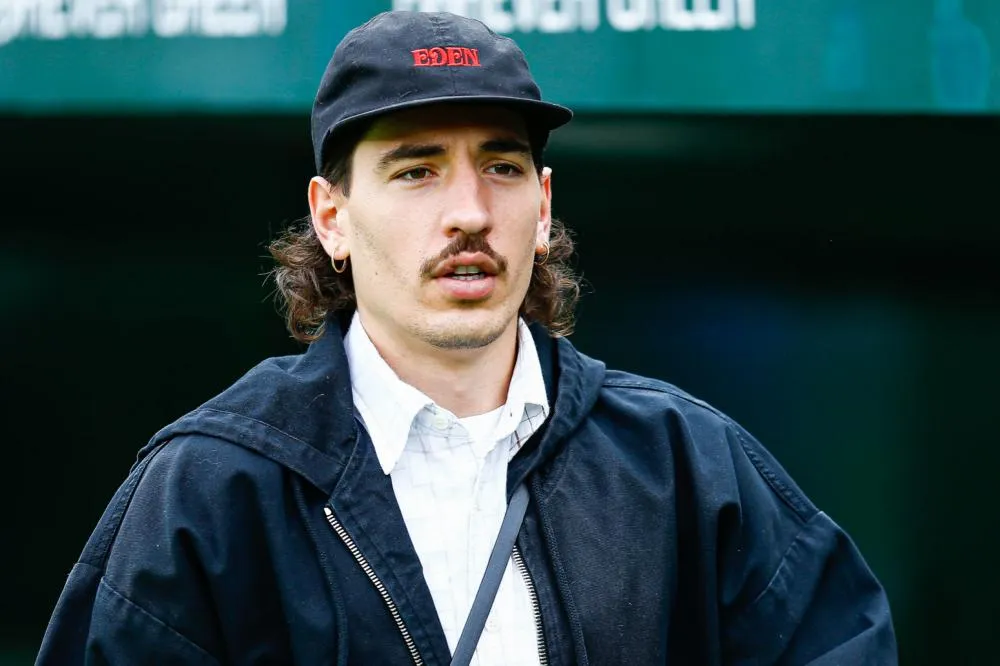 Barça : Héctor Bellerín arrive, Marcos Alonso devrait le rejoindre