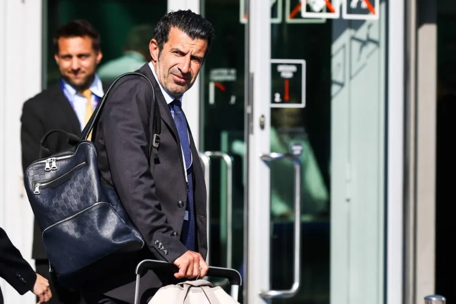 Luís Figo participe au record du monde du match disputé à la plus haute altitude