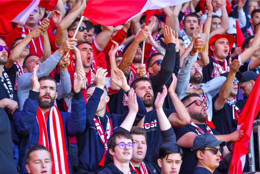 Brest sanctionné d’un point avec sursis après les incidents causés à Strasbourg