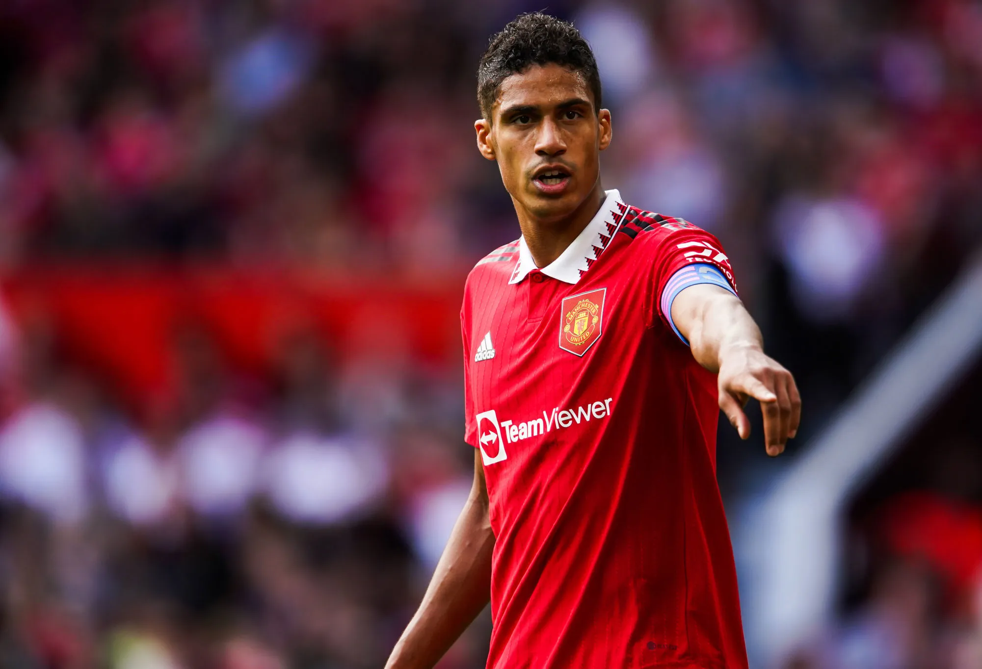 Raphaël Varane touché à la cheville lors du derby