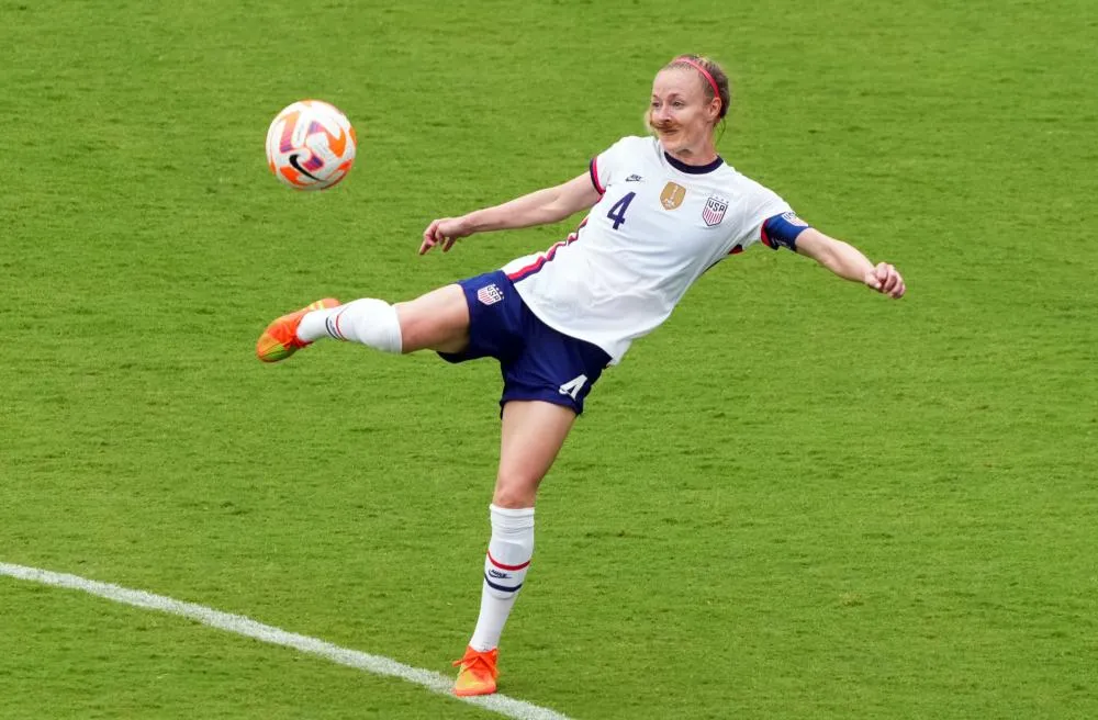 La capitaine américaine Becky Sauerbrunn appelle au bannissement des dirigeants passifs face aux abus sexuels