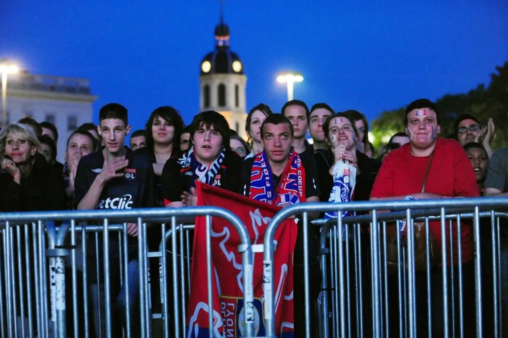 Le maire de Lyon annonce que sa ville boycottera le mondial au Qatar