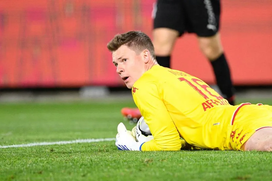 À Monaco, Alexander Nübel prend ses marques