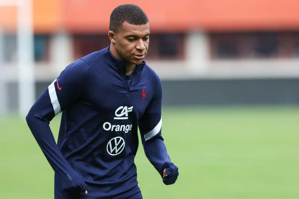 Kylian Mbappé refuse de participer à la séance photo des sponsors de l&rsquo;équipe de France