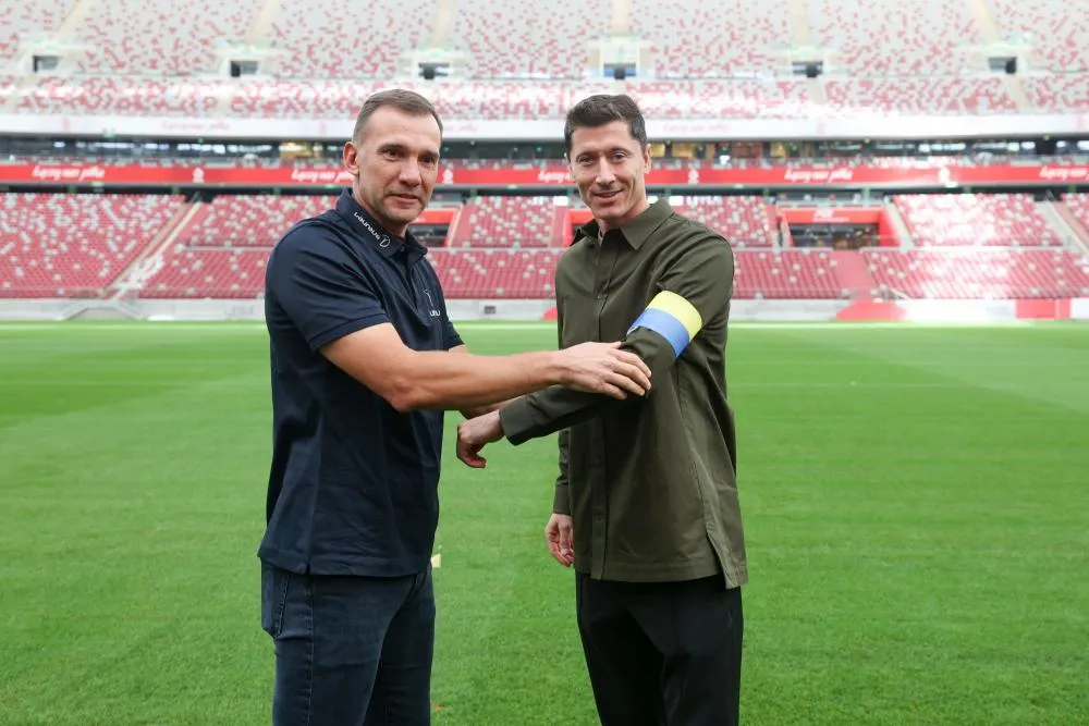 Pologne : Robert Lewandowski portera un brassard aux couleurs de l&rsquo;Ukraine lors du Mondial au Qatar