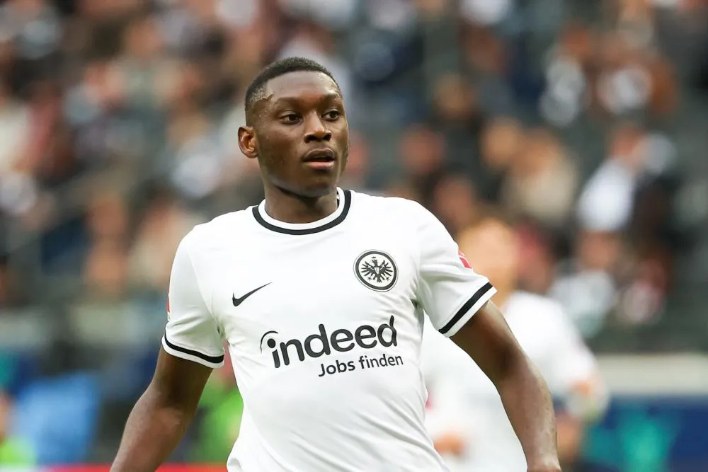 Randal Kolo Muani : «<span style="font-size:50%">&nbsp;</span>À Francfort, le travail est plus intensif<span style="font-size:50%">&nbsp;</span>»