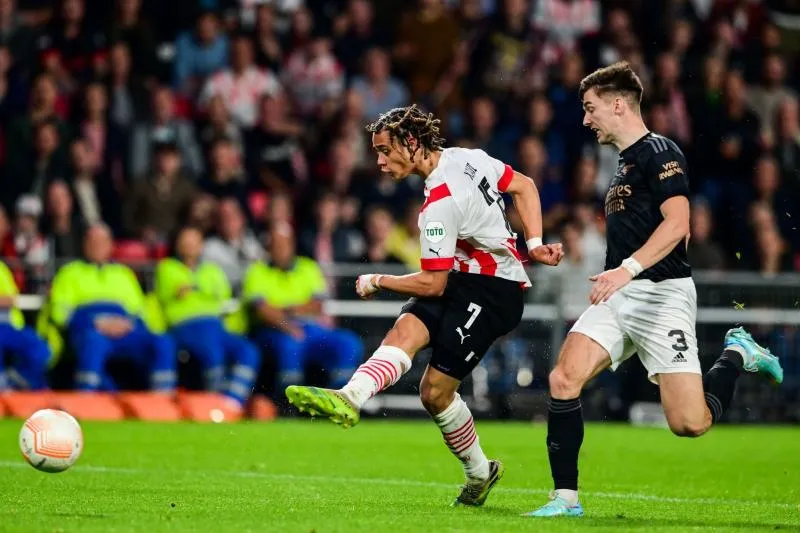 Le PSV fait chuter Arsenal, le Betis et l&rsquo;Union saint-gilloise foncent en 8es