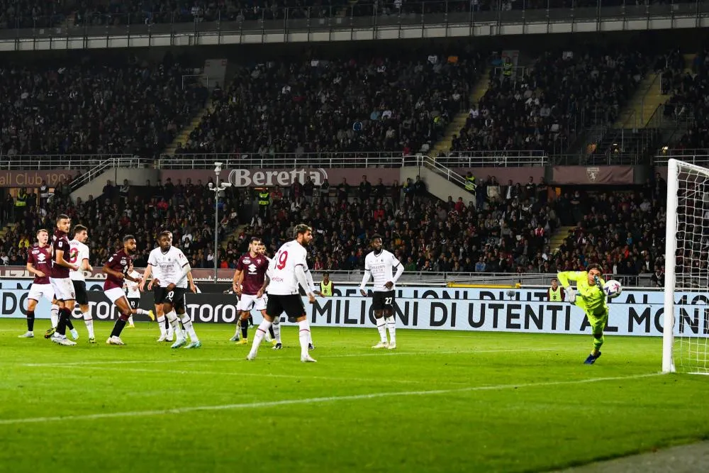 L&rsquo;AC Milan s&rsquo;écroule sur la pelouse du Toro