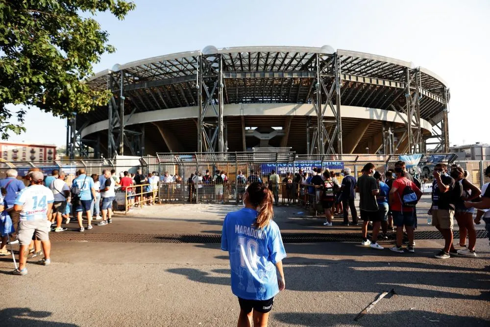 Ligue des champions : Quatre fans de l’Ajax Amsterdam blessés par des supporters adverses à Naples