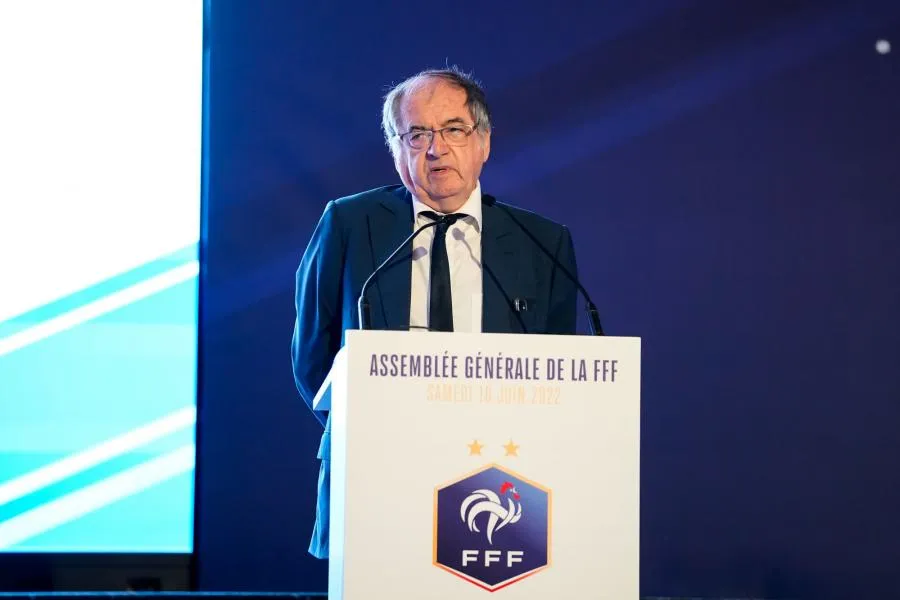 La FFF va envoyer une délégation à Doha pour vérifier que les employés de l’hôtel des Bleus sont bien traités