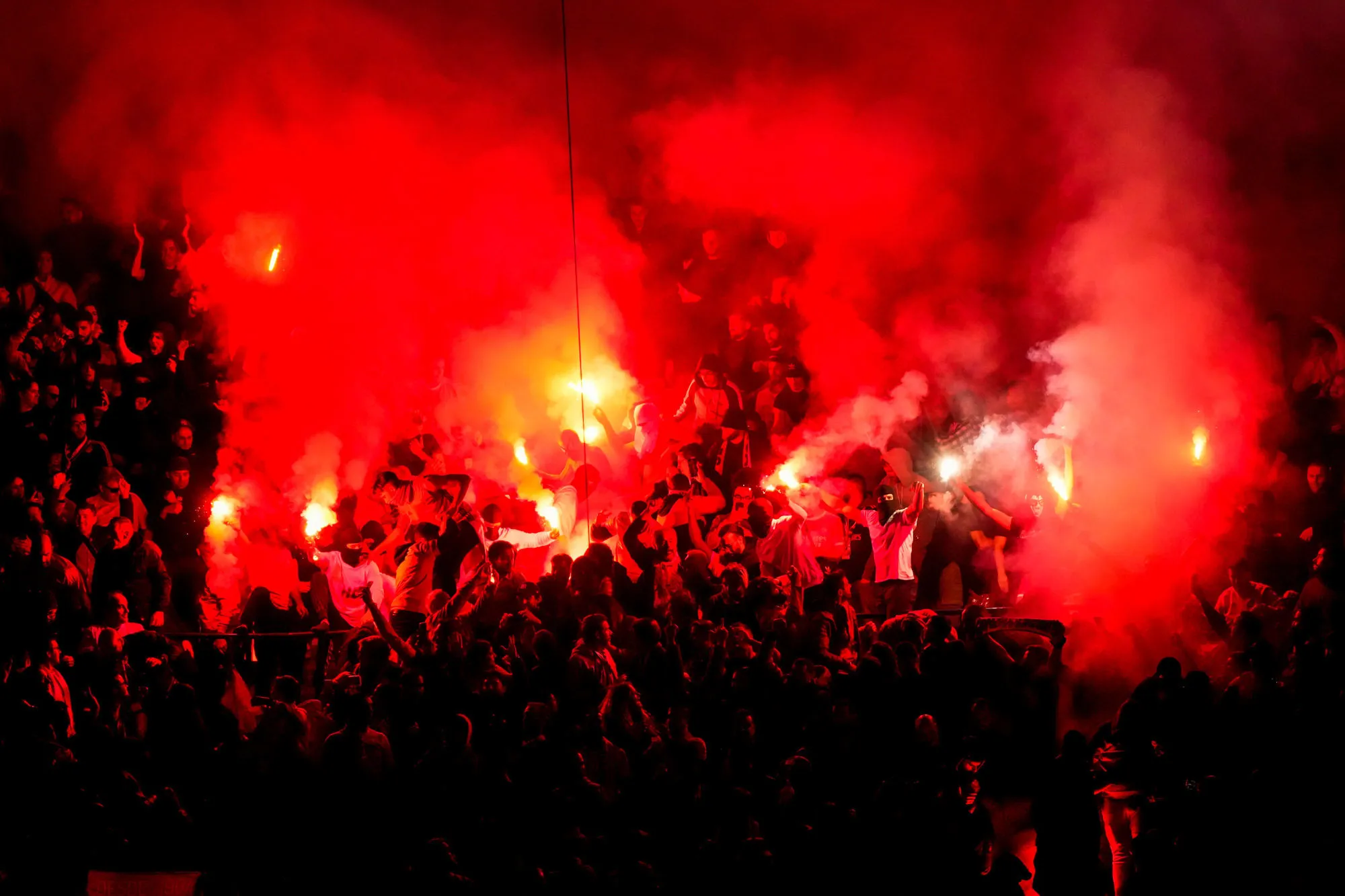 Les interpellations de supporters ont bondi de 55% en France