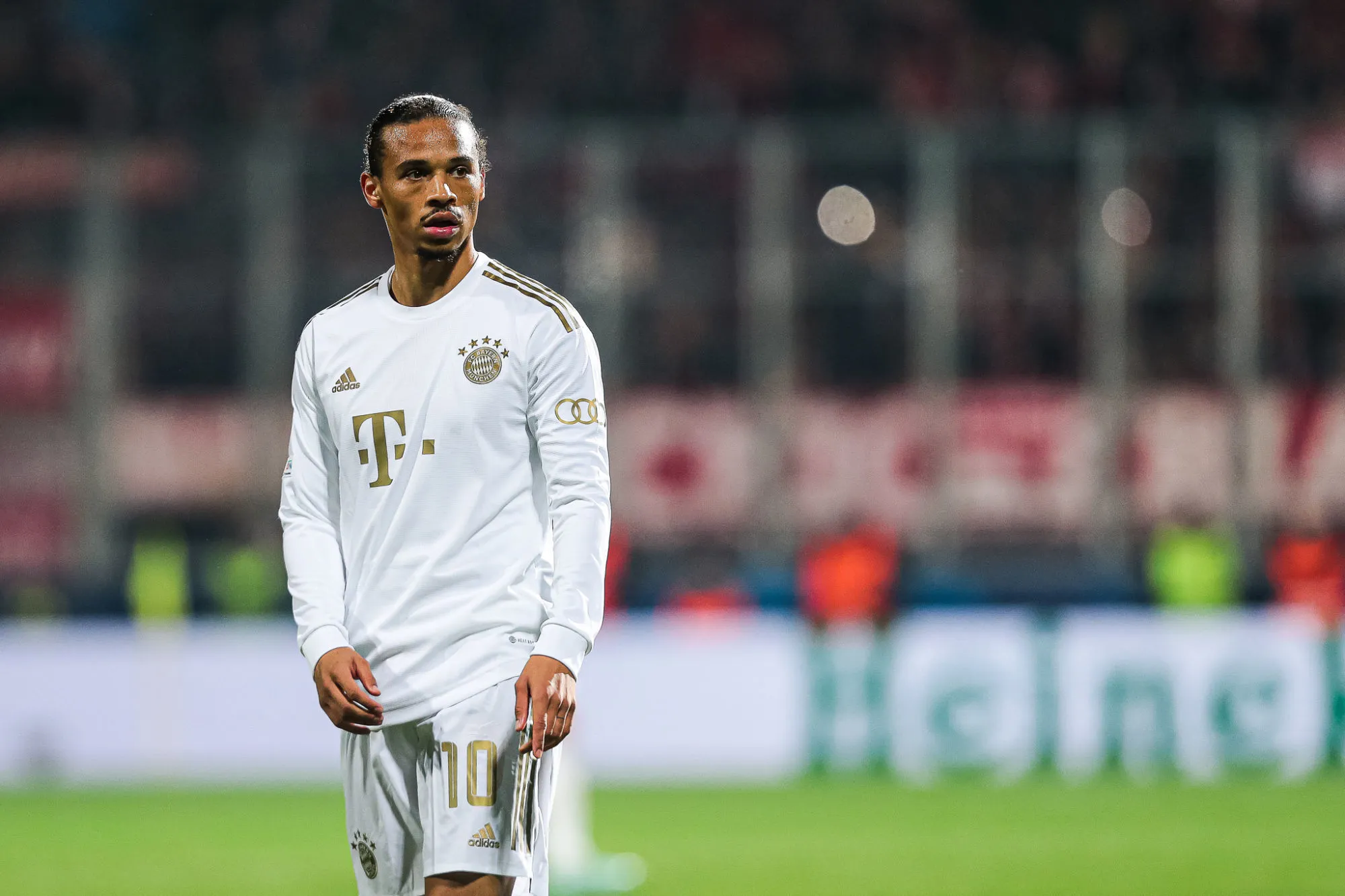 Leroy Sané out trois semaines après une déchirure à une cuisse