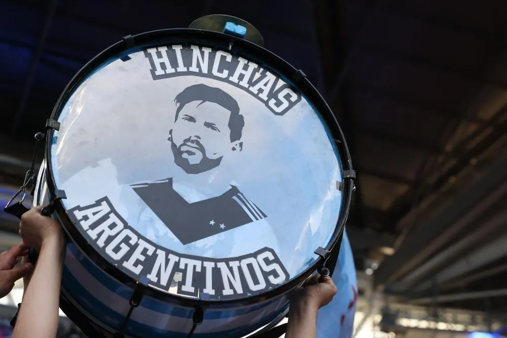 Chants racistes de supporters argentins à l’encontre des joueurs de l’équipe de France