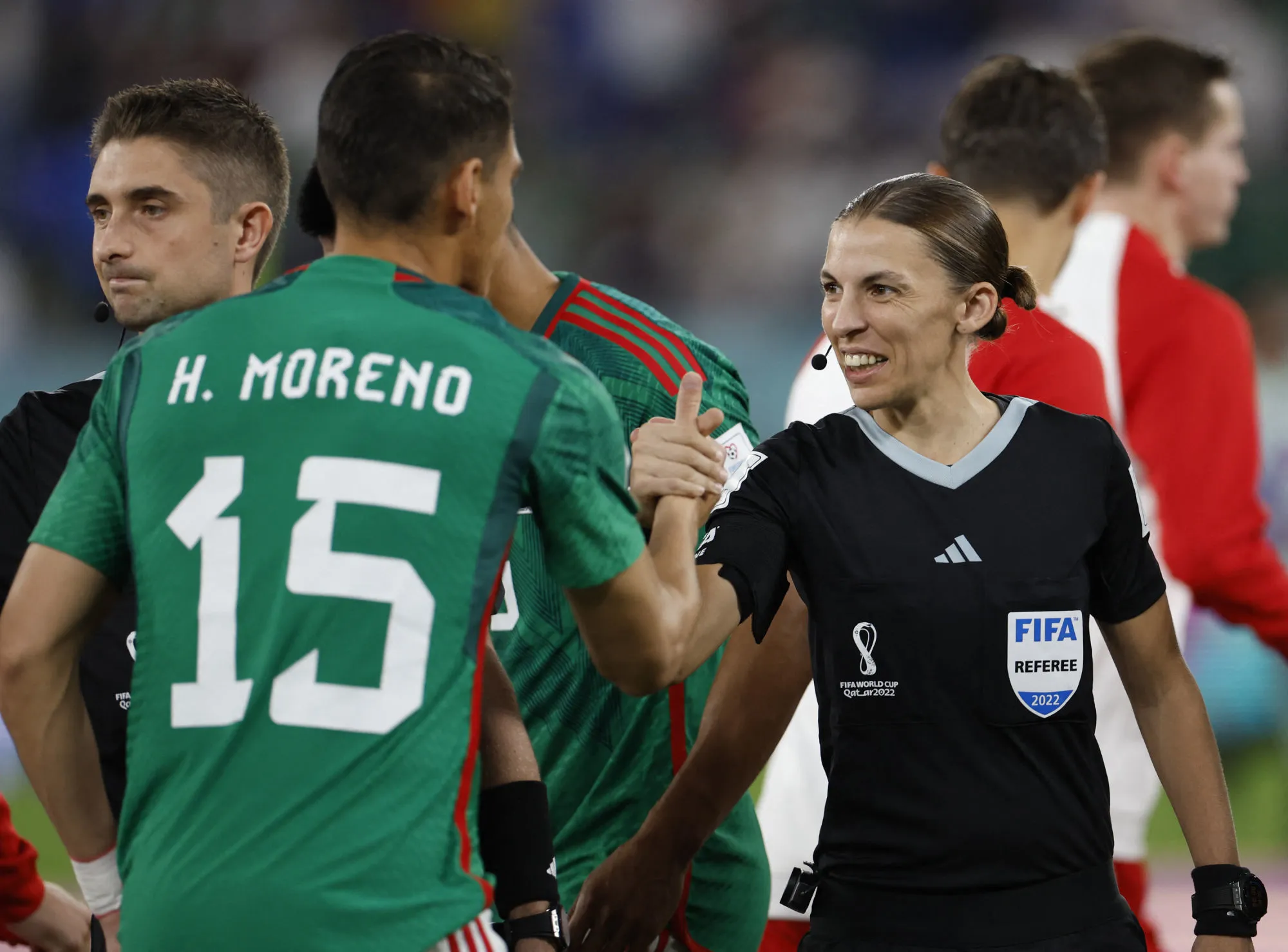 Stéphanie Frappart première femme arbitre à officier en Coupe du monde