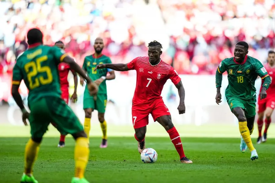 Breel Embolo, Suisse tiraillé contre le Cameroun