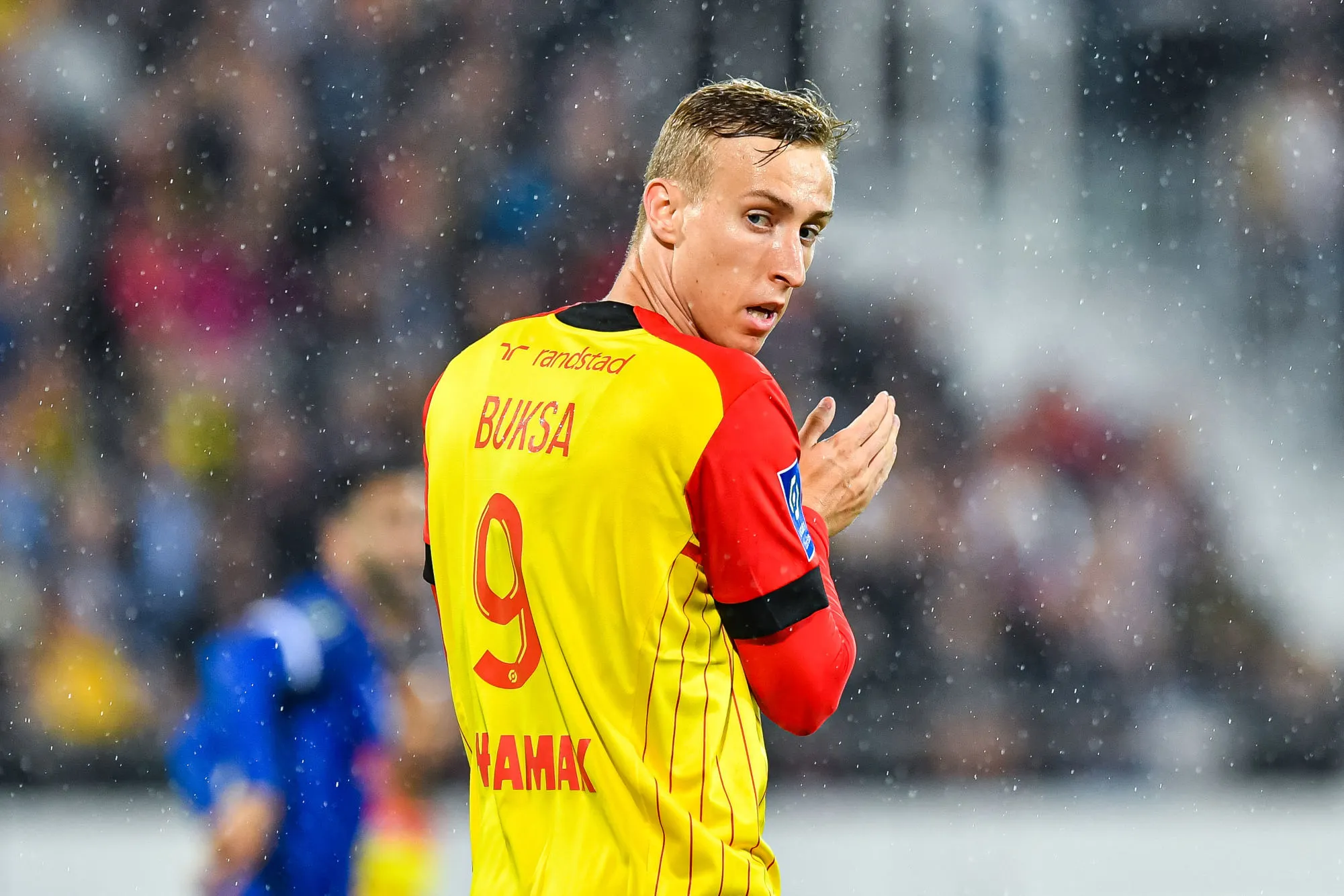 Mondial : vers un forfait d&rsquo;Adam Buksa (RC Lens) avec la Pologne