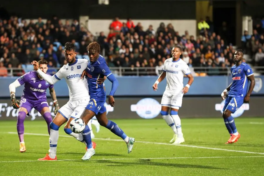 Auxerre retient Troyes par la manche