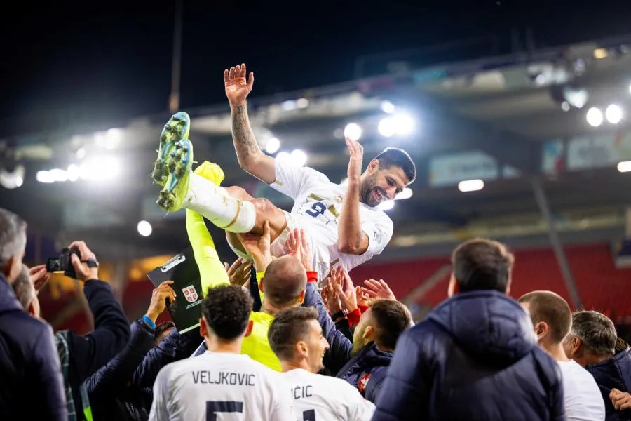 La liste de la Serbie avec Mitrović, Tadić et Vlahović