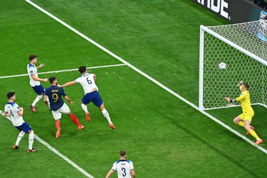 Les Bleus remportent la bataille d&rsquo;Angleterre et verront la demi-finale