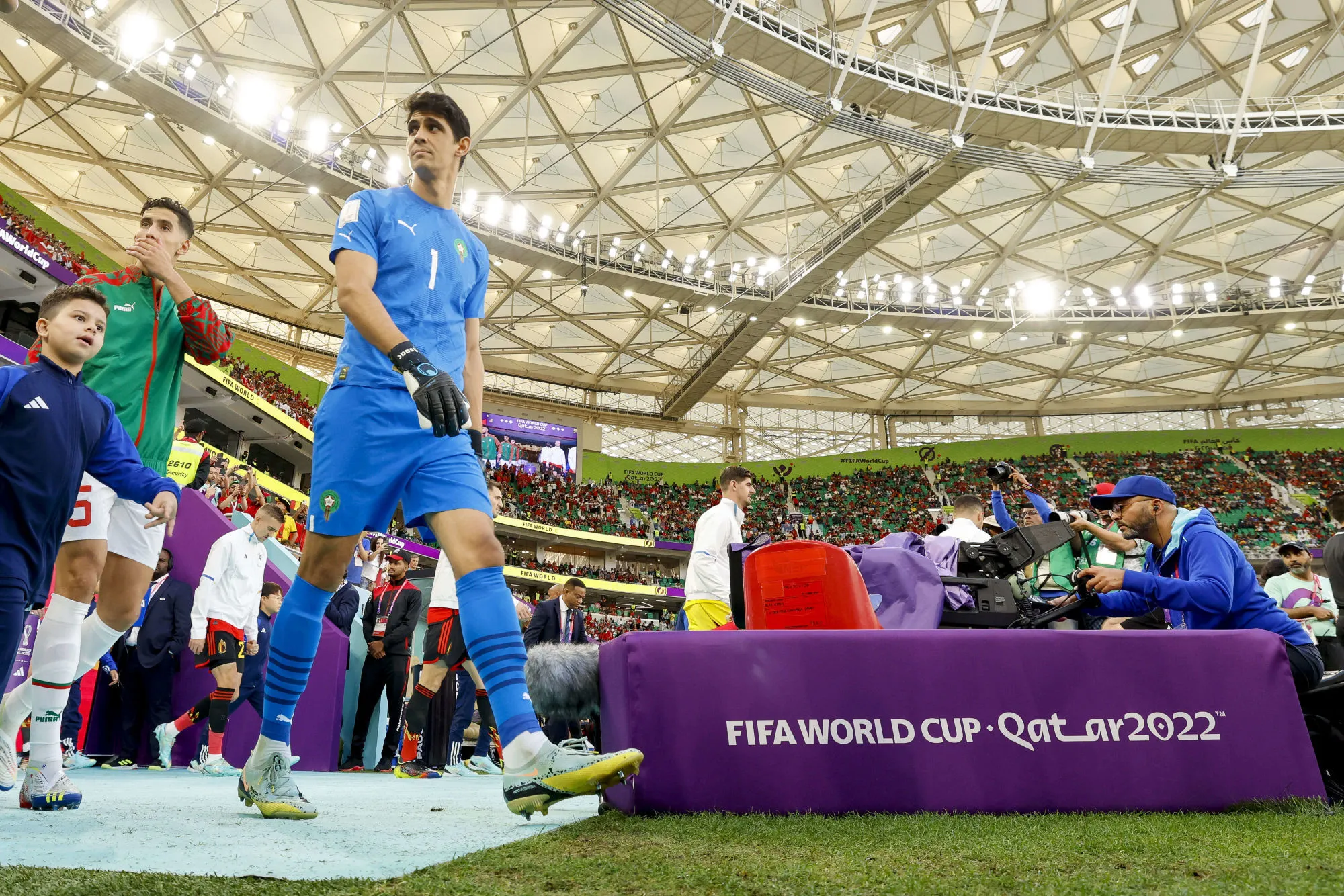 Le gardien marocain disparaît entre les hymnes et le coup d&rsquo;envoi