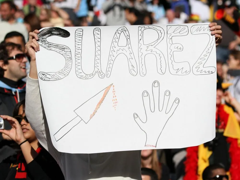 Luis Suárez sur sa main salvatrice en 2010 : « Ce n’est pas moi qui ai manqué le penalty »