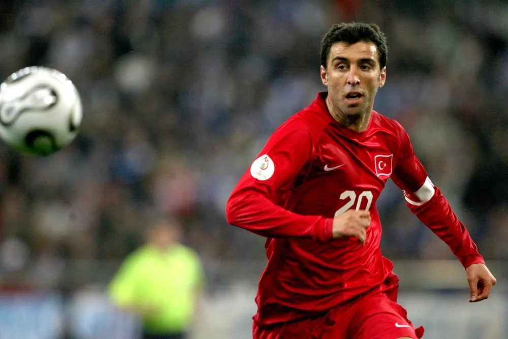 Un journaliste censuré à la télé turque pour avoir fait l’éloge d&rsquo;Hakan Şükür