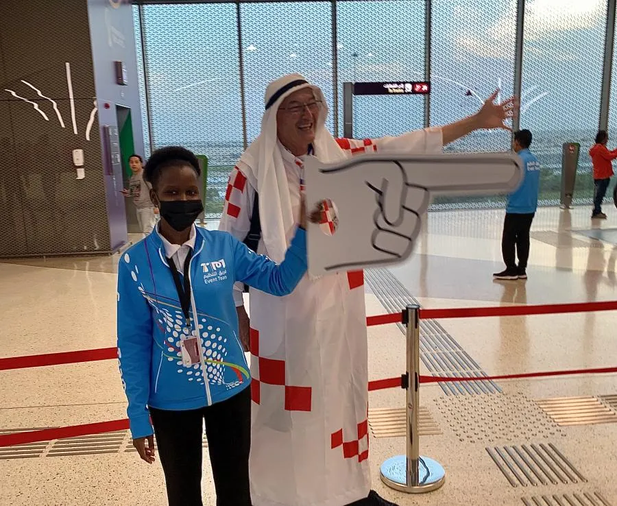 «<span style="font-size:50%">&nbsp;</span>Metro : this way !<span style="font-size:50%">&nbsp;</span>», les mascottes inattendues du Mondial au Qatar