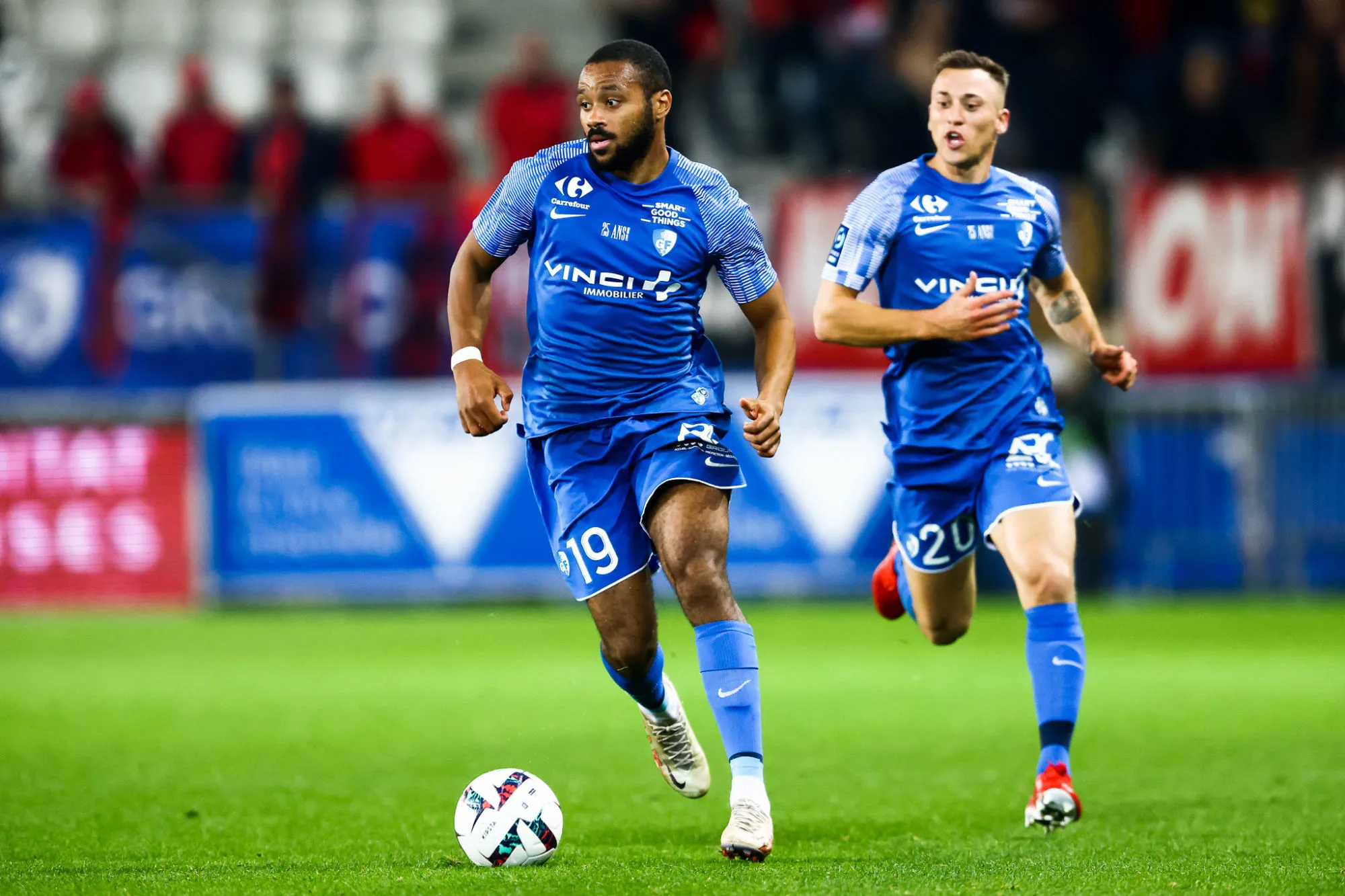 Pronostic Grenoble Metz : analyse, cotes et prono du match de Ligue 2
