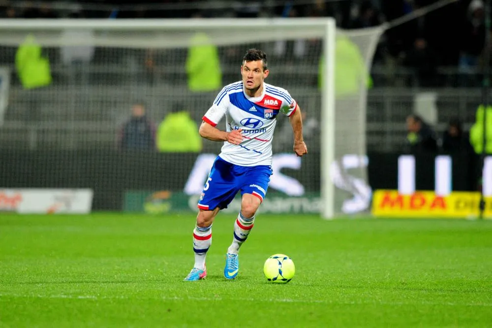 Lovren de retour à Lyon