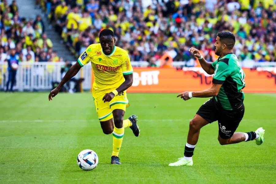 Saint-Étienne lance son mercato hivernal avec la signature de Dennis Appiah