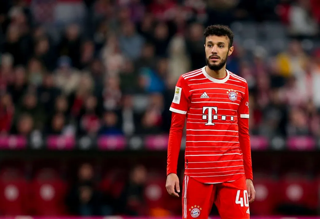 Noussair Mazraoui incertain pour PSG-Bayern ?