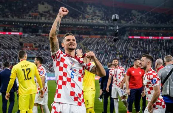 Dejan Lovren réplique : «<span style="font-size:50%">&nbsp;</span>Cela n&rsquo;a rien à voir avec le fascisme<span style="font-size:50%">&nbsp;</span>»