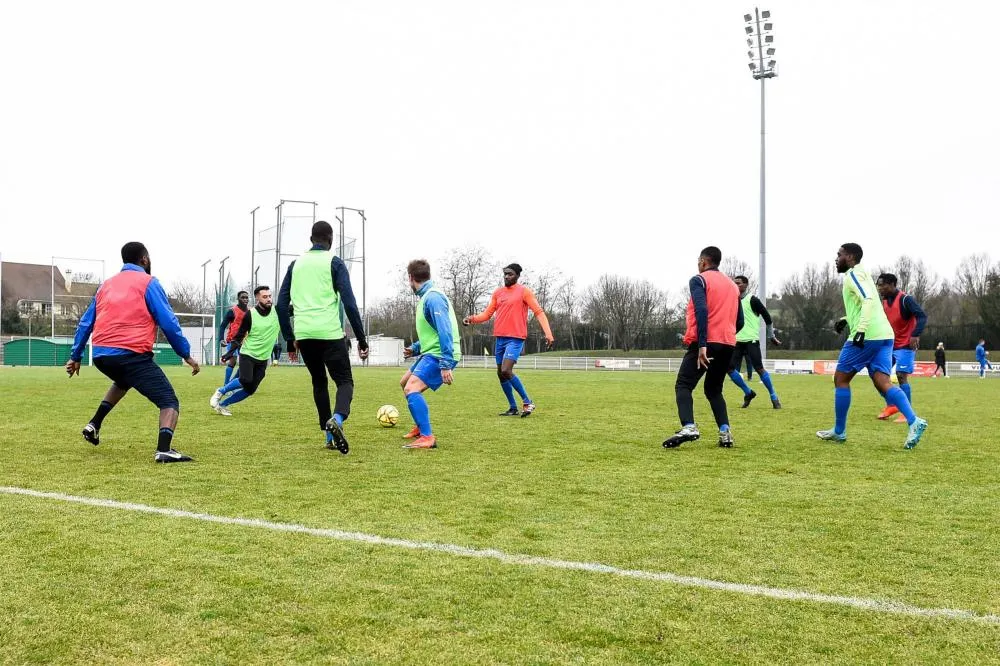 Le foot amateur à l&rsquo;arrêt pendant la finale