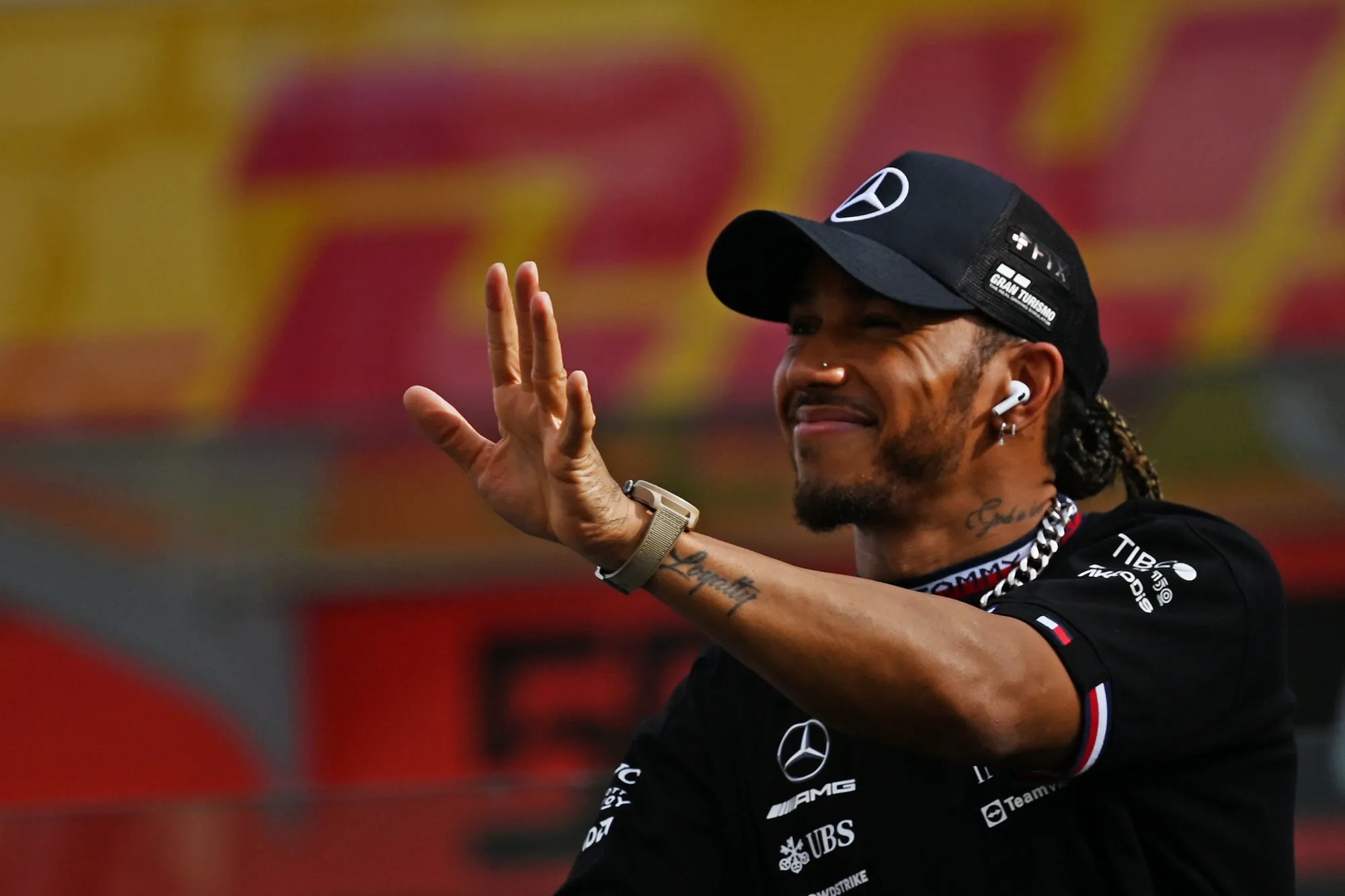 Lewis Hamilton monte au front contre le racisme subit par les Bleus