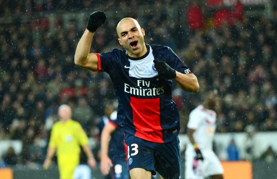 Alex : «<span style="font-size:50%">&nbsp;</span>J&rsquo;ai regretté d&rsquo;être parti car il y avait tout pour être heureux au PSG<span style="font-size:50%">&nbsp;</span>»