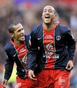 CDF – PSG et l&rsquo;OL : Un doigt dans le nez, l&rsquo;autre dans la prise