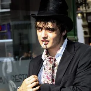 Pete Doherty m&rsquo;a « voler » !