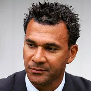 Gullit un peu Ruud
